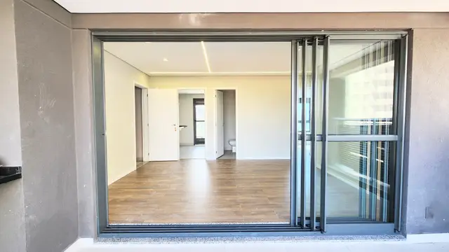 Terraço com vista para a sala integrada